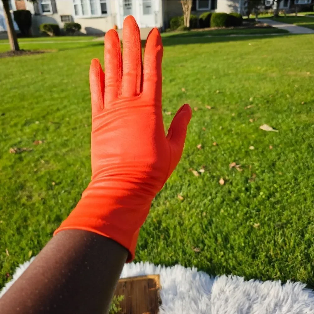 VTG Van Raalte 100% Nylon Stylish Orange Gloves. M/L Fit